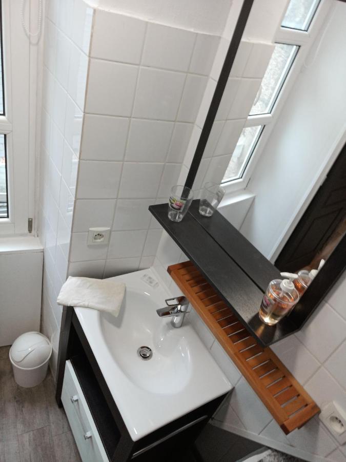 Appartement Becker à Dinan Extérieur photo