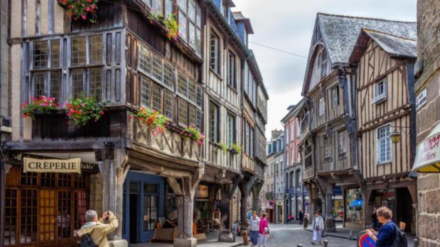 Appartement Becker à Dinan Extérieur photo